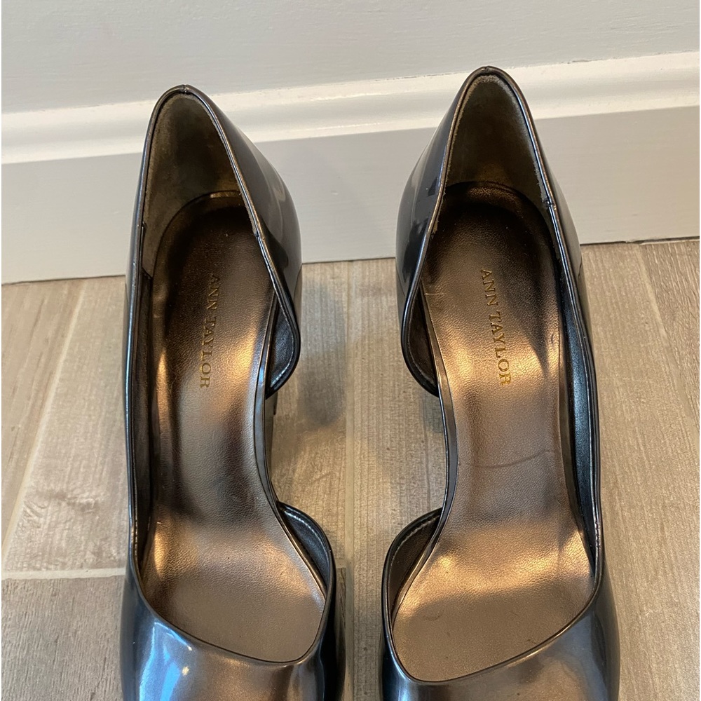 Ann Taylor high wedge heels